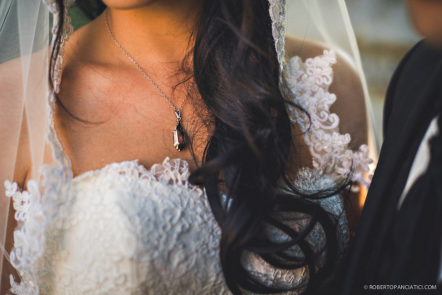 wedding-detail-bride-Roberto-Panciatici-Photography