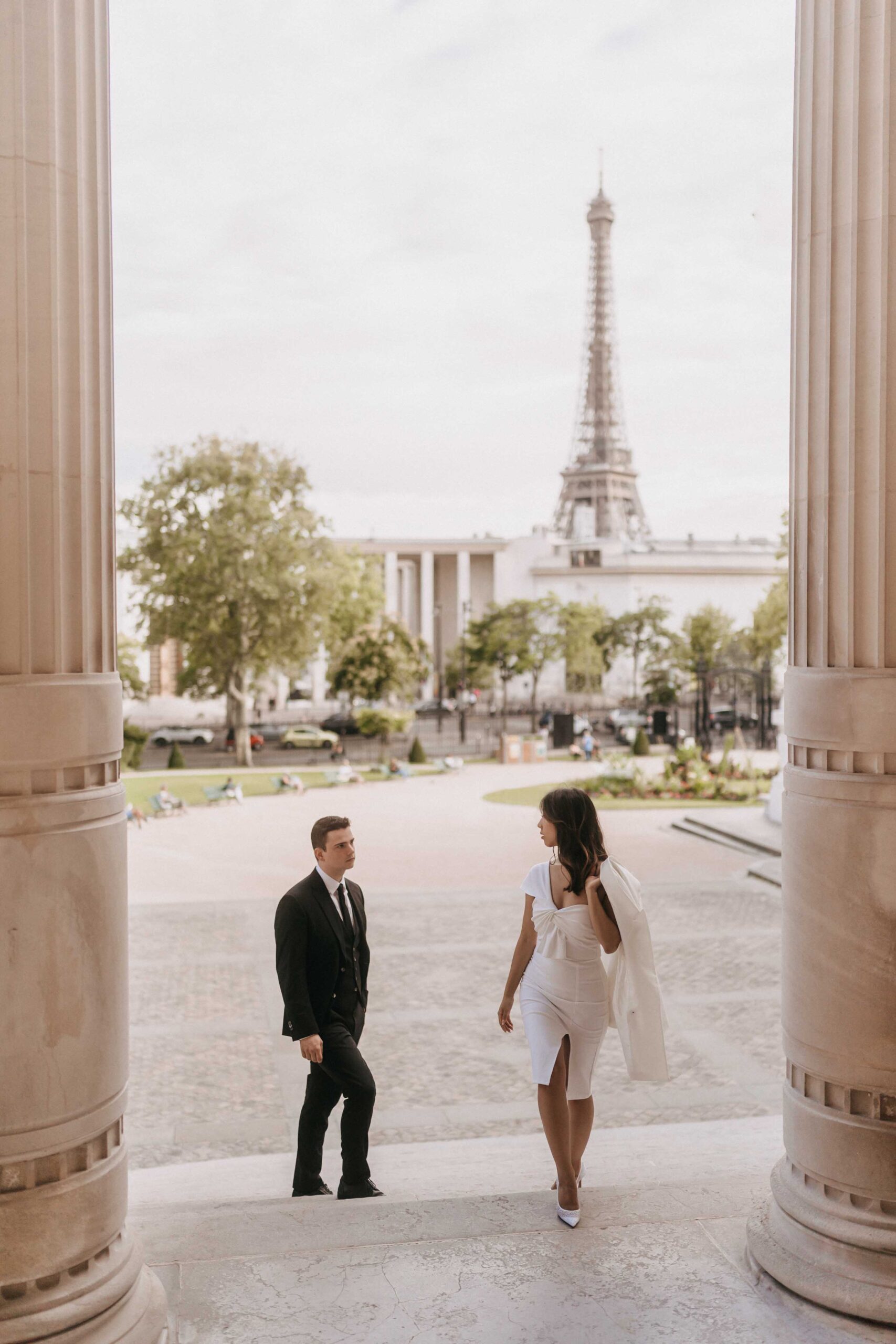 palais galliera exclusive wedding photography bride and groom in paris